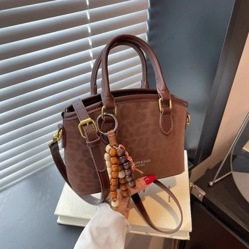

Graceful Timeless Crossbody Bag Office Commuting Work Meeting Exquisite Chic Sleek Effortless Elegant