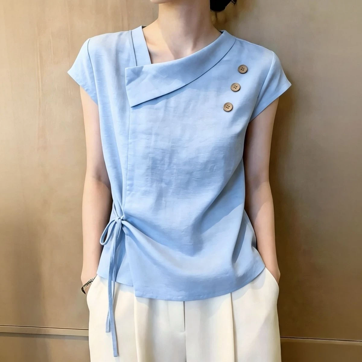 Casual Style  Knot Short Sleeve Slim Fit Women's Shirt Summer New Korean Version Salt System Versatile Elegant Top