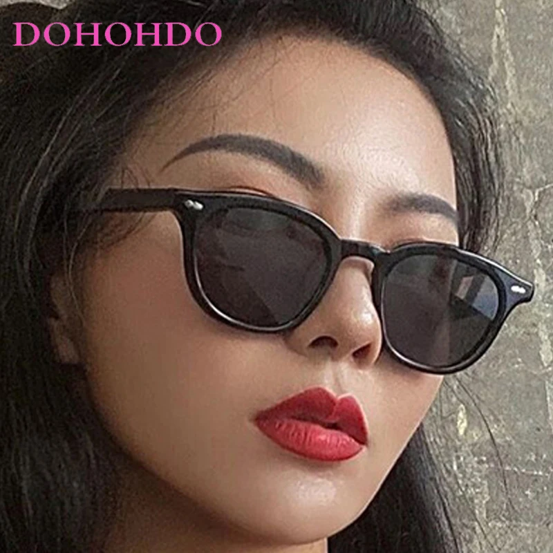 

Vintage Fashion Round Sunglasses Women Men Brand Design Retro Rivets Steampunk Small Sun Glasses Female UV400 Gafas De Hombre