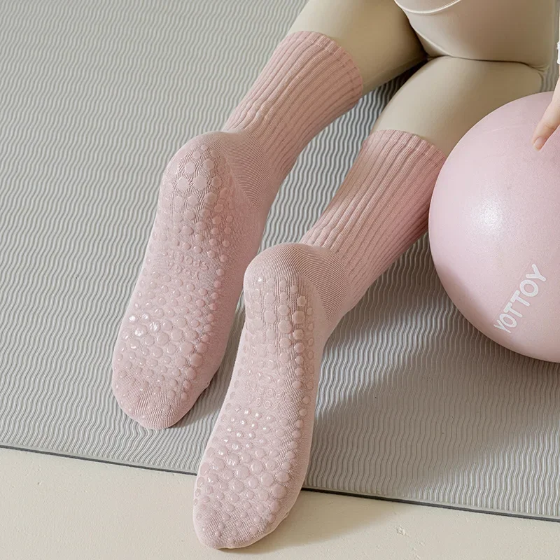 

Cotton Anti Slip Yoga Socks Medium Length Socks Solid Color Fitness Pilates Women's Sports Socks
