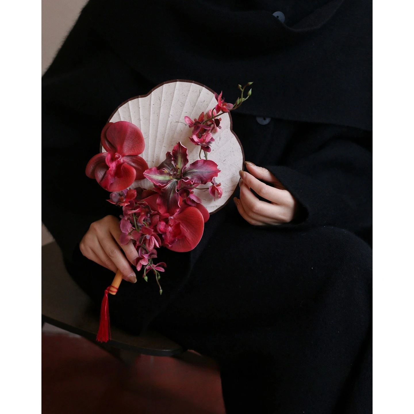 Bridal finished fan new Chinese hand holding simulation Phalaenopsis cheongsam wedding reception dignified traditional bouquet