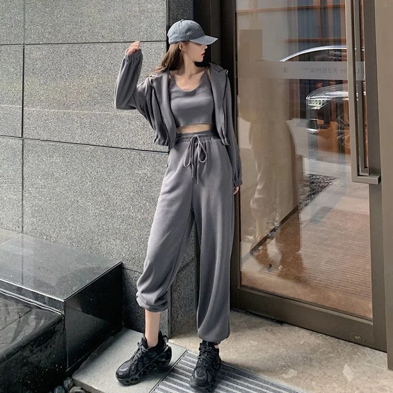 

Women's Sporty Hoodie Jacket Loose Shorts Three-Piece Set High Waist Wide Leg Trendy Casual Comfortable Cotton Blend
