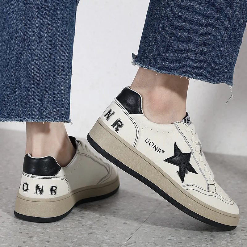 Doing old small white shoes female 2024 new hundred with stars small dirty shoes fashion trend casual sports board shoes