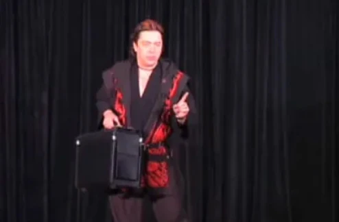 

Jeff McBride – The Commando Show & Survival Tips - Magic tricks (Instant Download)