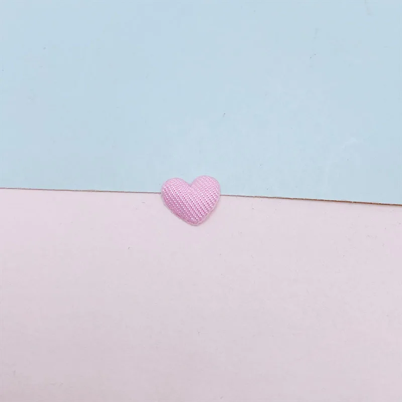 100 Stück 1 cm gepolsterte kleine Herz-Applikationen für Kinderhüte, Näharbeiten, DIY-Haarspangen-Zubehör, Stoffaufnäher – Detail 15