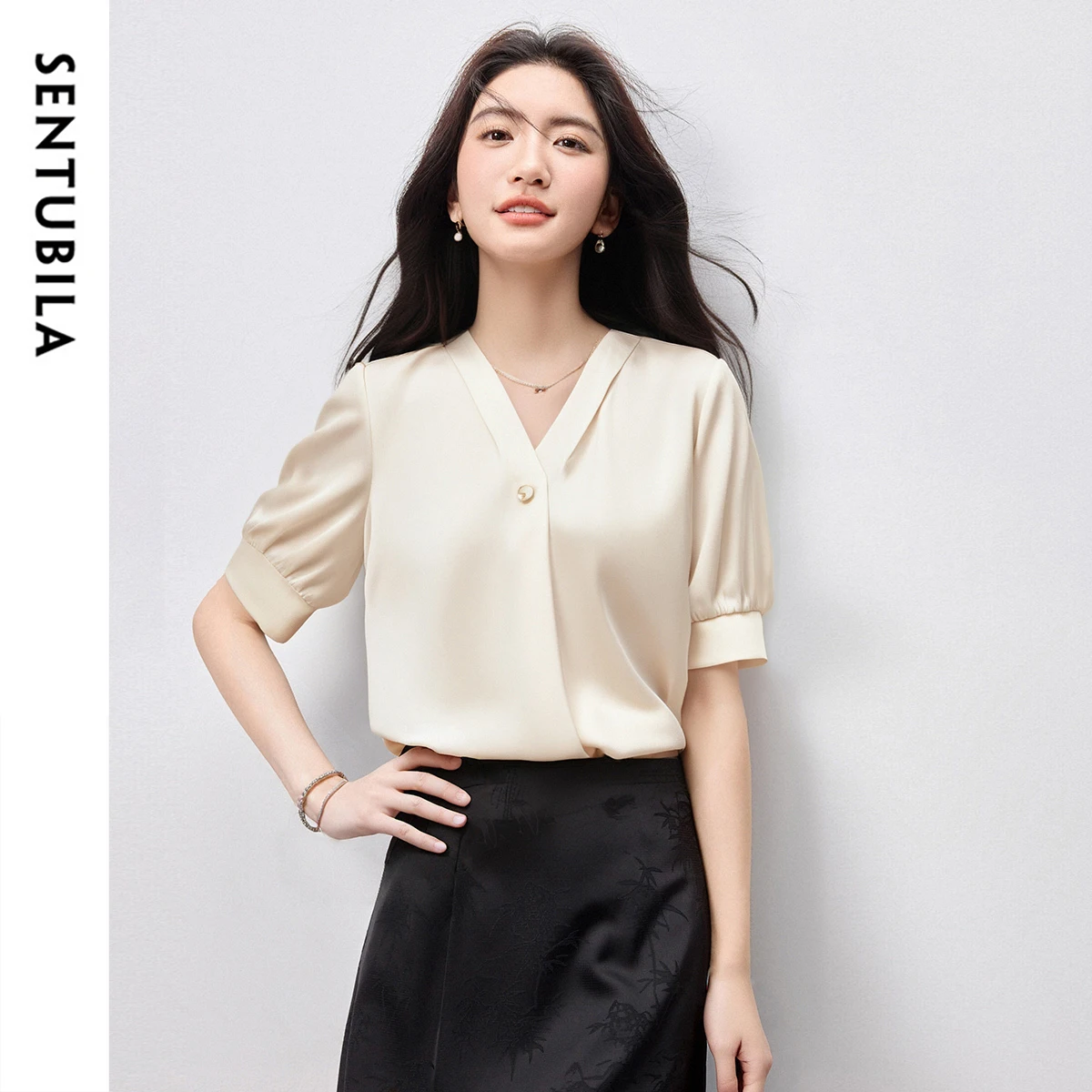 SENTUBILA Women's Commut V-neck Chiffon Blouse 2025 Summer New Fashion Loose Button  Solid Color Top Women's Clothing 152V80192