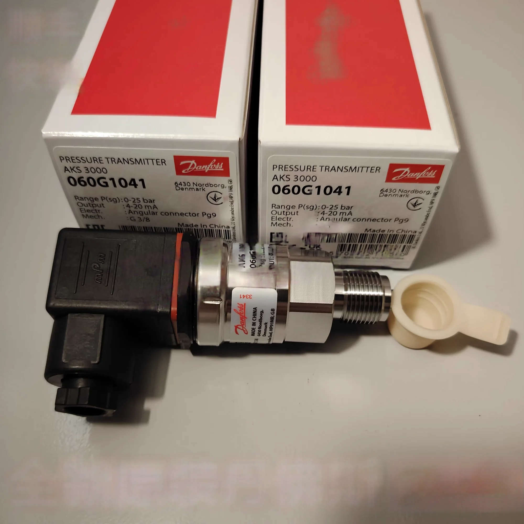 

New for Danfoss pressure sensors (060G1010) AKS3000 (060G1019)(060G1040)(060G1041)(060G1044) 060G1066 060G1080