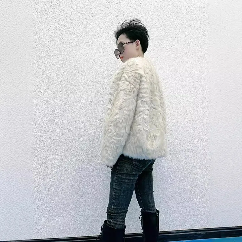 Luxury Women's Clothing Faux Mink Fur Coat Autumn Winter Warm Faux Fur Jacket Soft Outerwear Top V-neck Long Sleeves Design Tops