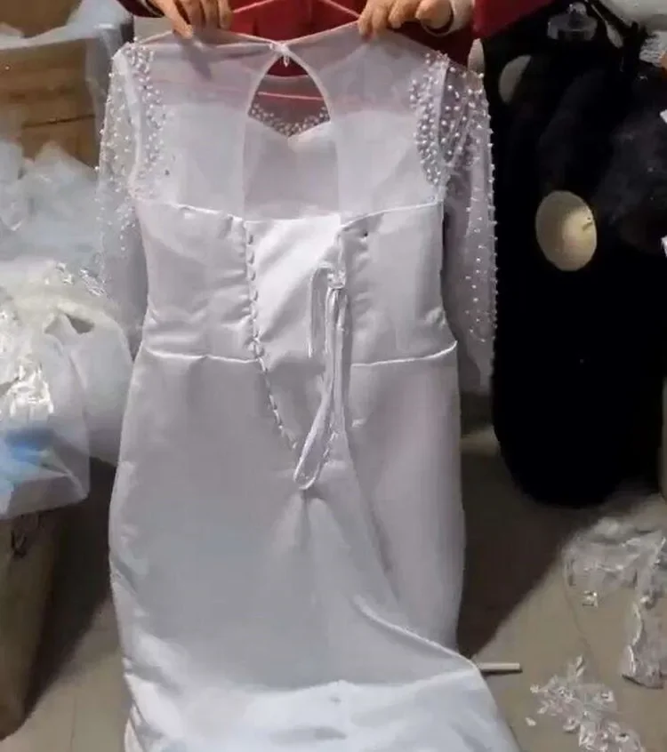 Superbe Robe de Mariée Personnalisée avec Perles Kendny, Col Rond, Manches sulf, Corset Africain au Dos, pour Patients