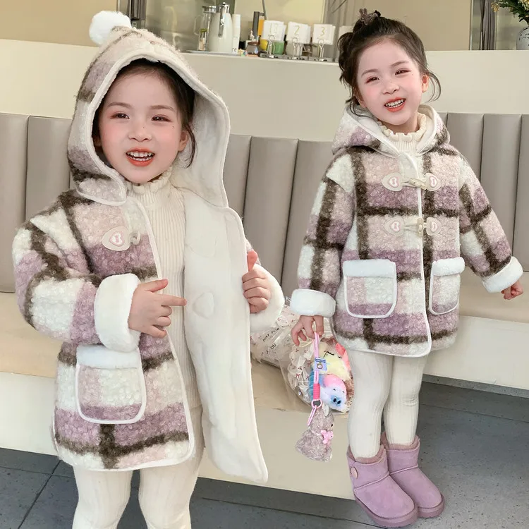 

Girls' Warm Plaid Fleece Coat, Winter Thickened Fleece Jacket, Hooded with Cute Warm & Stylish Kids' Outerwear for Autumn/Winter