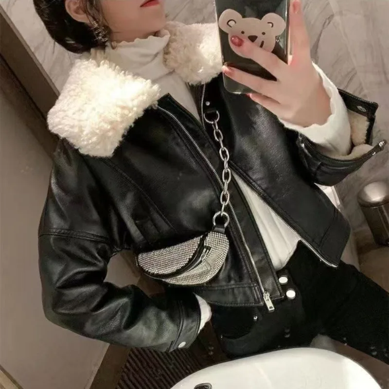 Winter Black Leather Jackets Women Fashion Comfortable Warm Plus Velvet Thicker Vintage Punk Rock Style Cool Elegant Lambswool