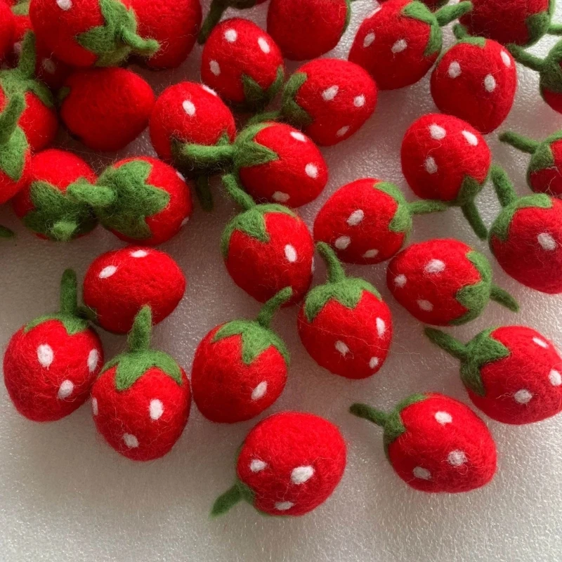 

5pcs Wool Felt Strawberries for DIY Craft Mini Strawberry Ornament Decorations
