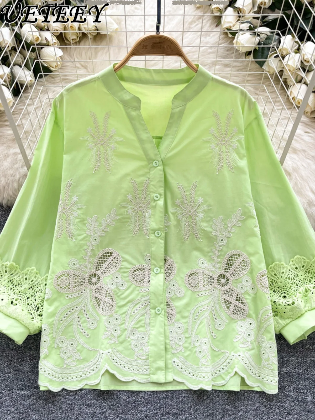 

French Court Style Seven-quarter Sleeve Stand-up Collar Shirt Women's Summer Hollow Crochet Embroidery Design Temperament Tops