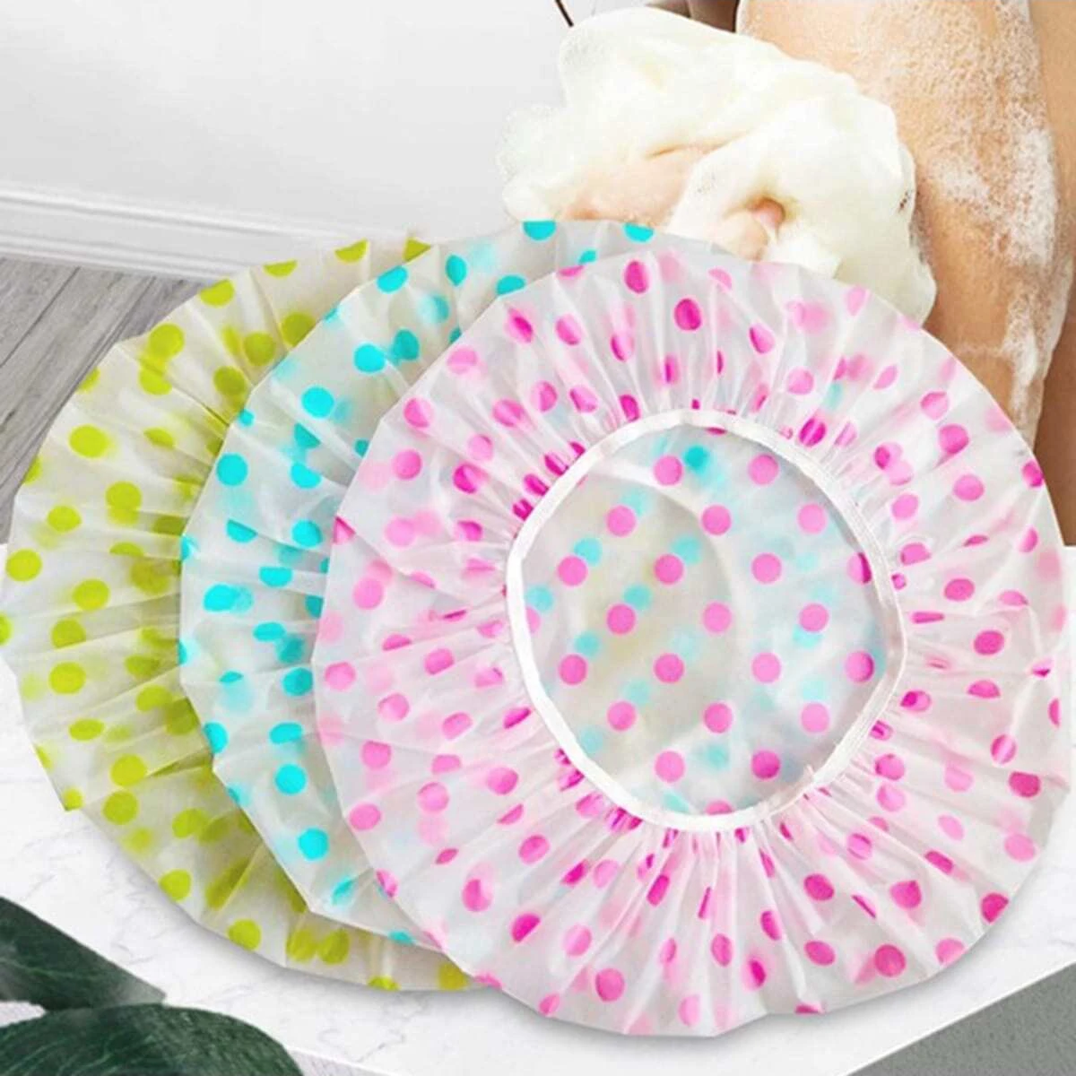 3 red, blue, and green shower caps,colored thickened disposable waterproof shower caps with elastic bands,SPA bathroomshowercaps