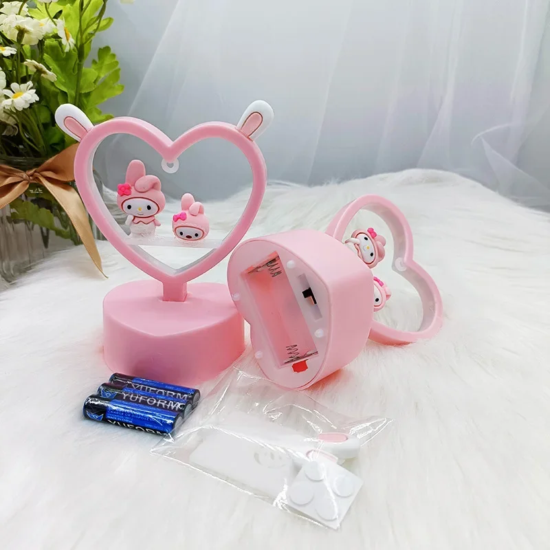 Veilleuse Kawaii My Melody Cinnamoroll Kuromi Hello Kitty, en forme de cœur, lumière décorative pour chambre à coucher, mini lampe, cadeaux