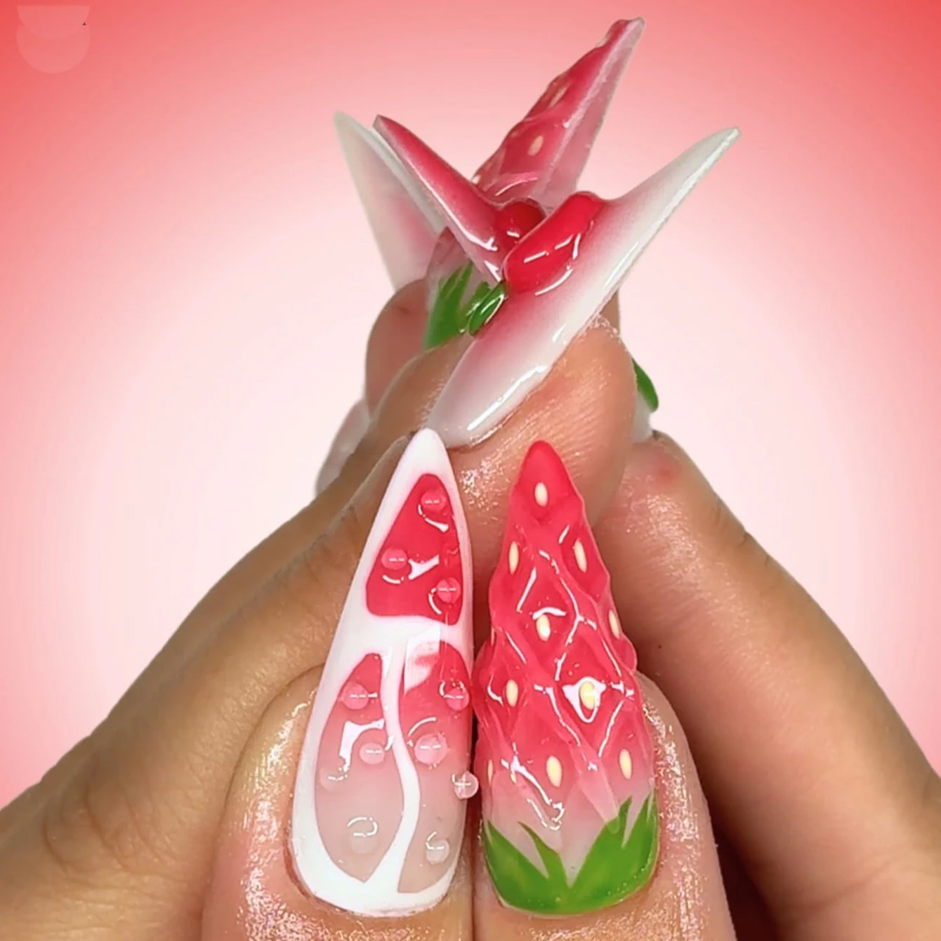 Y2k 10 قطعة الصحافة الفرنسية المدببة اللوز عطلة طويلة مسمار مع الفراولة تنقش نمط قطرة الماء تصميم الصيف الاصطناعي #1