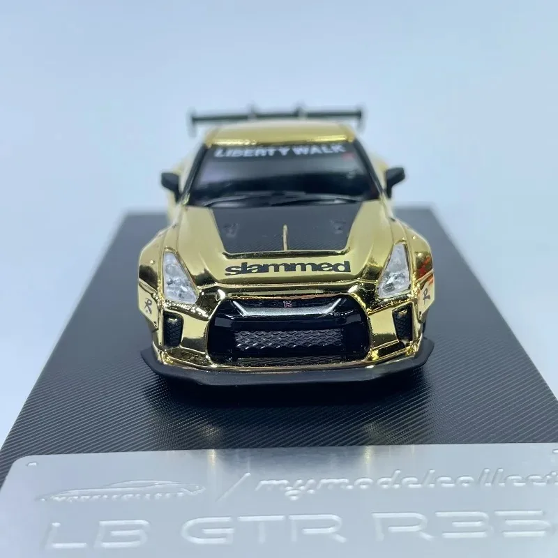 MC 1/64 LB GTR R35 Golden Alloy Motor Vehicle Diecast Models Car Toys Collection Boy's Gifts