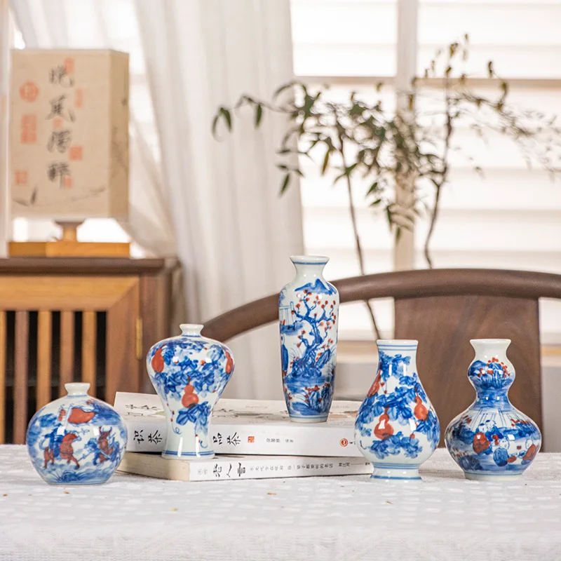 Jingdezhen Hand-Painted Floral Vase Blue-and-White with Underglaze Red Mini Ceramic Vase for Living Room Arrangements Home Gift