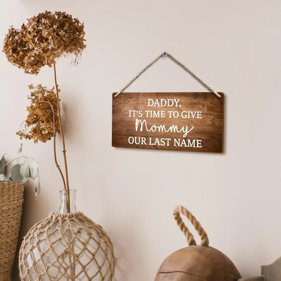 الأب حان الوقت لإعطاء الأم لدينا آخر لي الزفاف علامات خشبية معلقة 12x6 آخر لي علامات لحامل خاتم الزفاف علامة WeddingSi