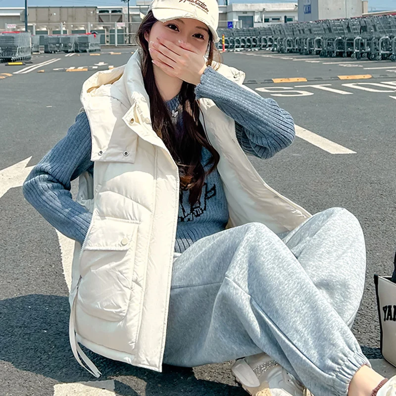2025 Big Pocket Loose Hooded Vest Women Winter Fashion Warm Short Sleeveless Parkas Solid Color Lightweight Puffer Waistcoats