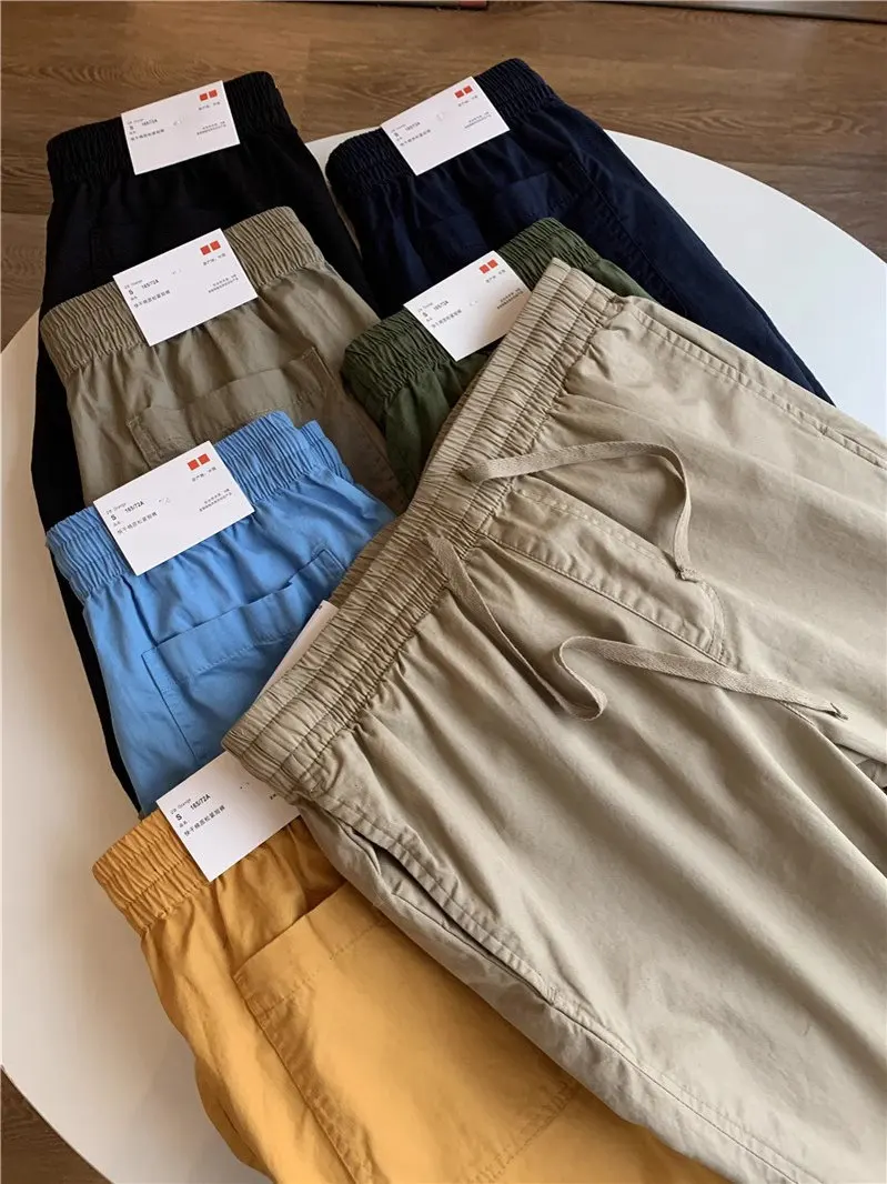 

Повседневные хлопковые клетчатые мужские летние брюки, прямые брюки с пятью точками, эластичная резинка на талии, универсальные, удобные, дышащие, легкие