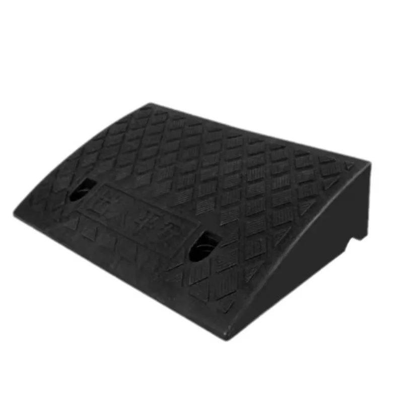 For Automobile Non-slip Triangular Mat Splicing Floor  Plastic Roadside Slope Colored Step Curb Slope Mat
