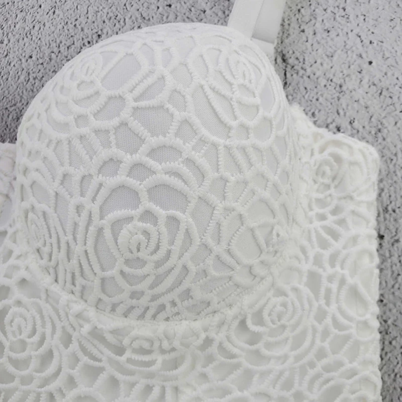 Cupnaya femmes dentelle haut court Spaghatti sangle Sexy Bustier confortable à l'intérieur court Cami Corset Bralette solide noir blanc rouge