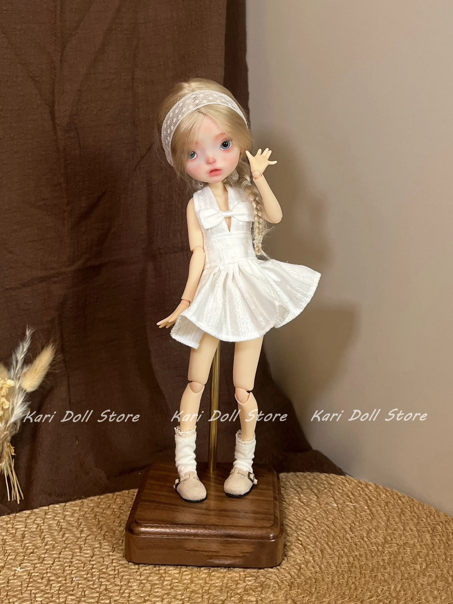 

Kari Doll Clothes and skirts White sleeveless dress and headscarf set for Landazz Landoudou Doll