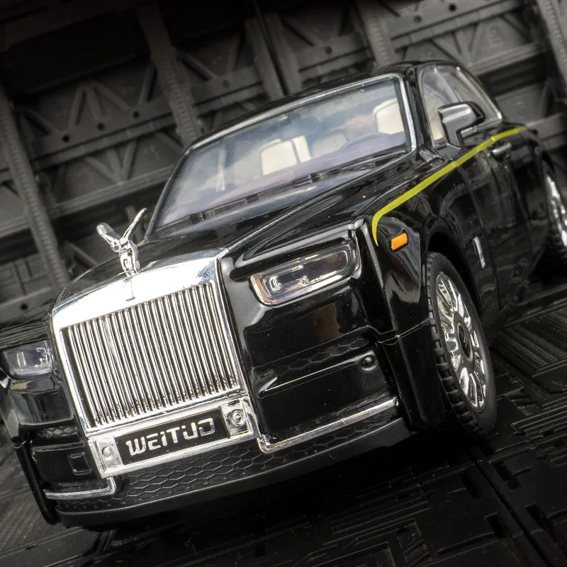 1: 20 simulation Rolls Royce Phantom alloy car model, doors and engine hood, trunk can be opened, large sedan decoration