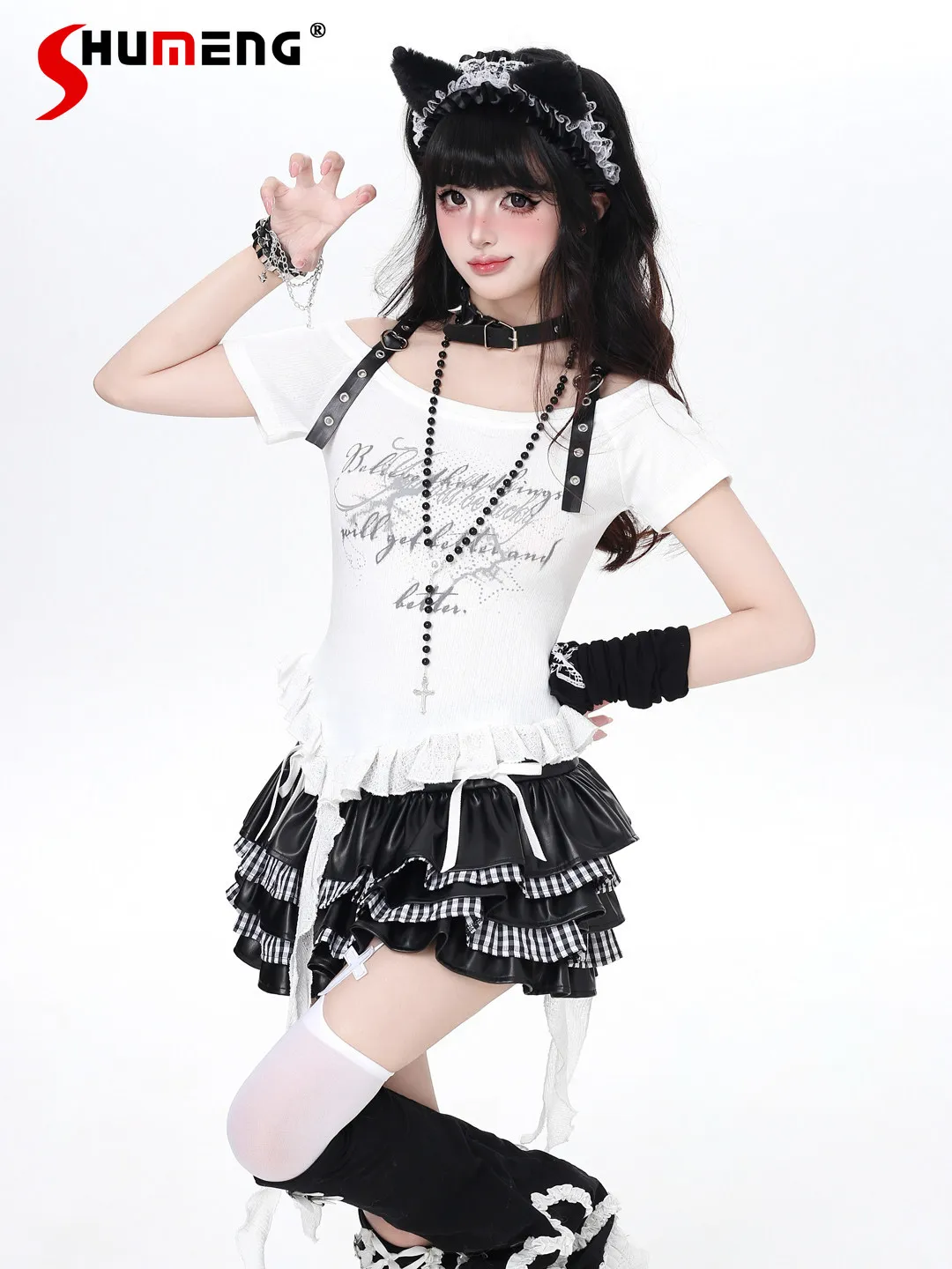 

Japanese Elegant Sweet Cool Subculture Girl Y2k Tops Heart Buckle Irregular Casual Versatile Slim T-shirts for Women Summer 2026