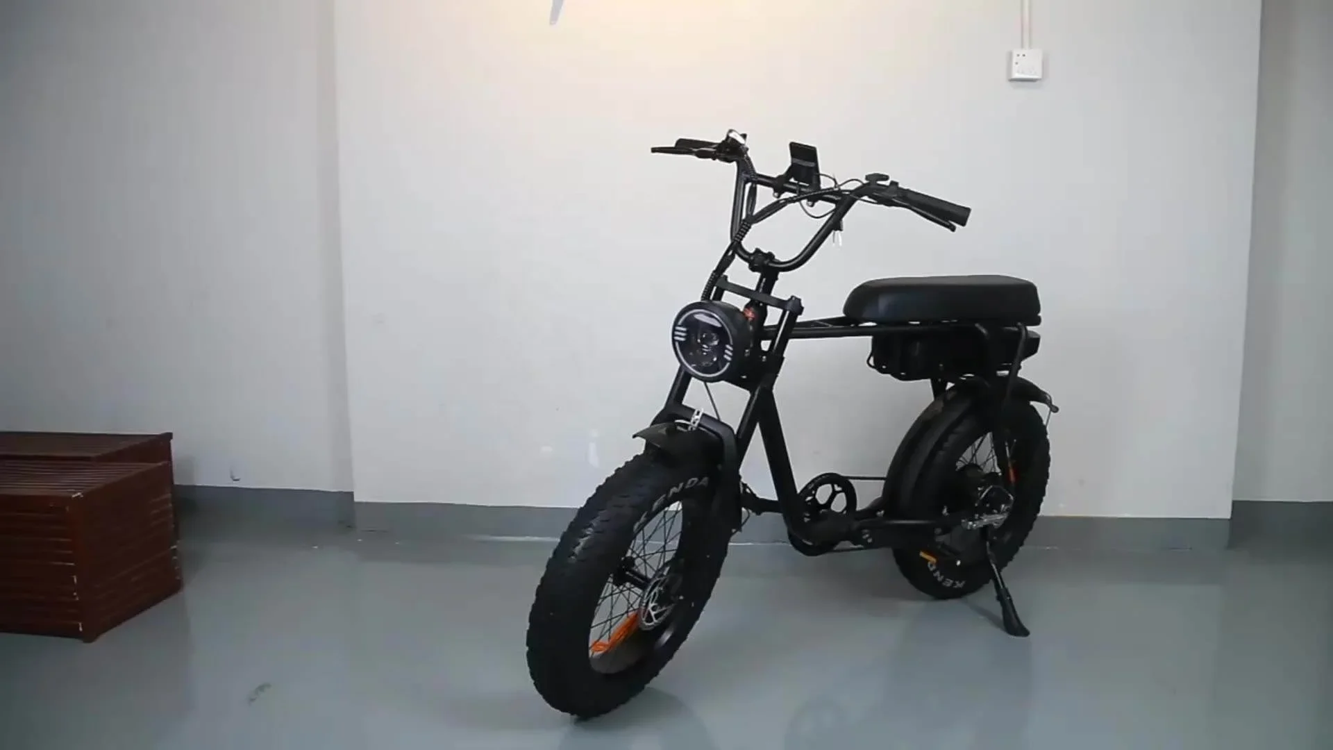 Best seller V8S ebike 750w electric bike offroad 20inch  tire electric bicycle all terrain V8 e-bike EU WAREHOUSE