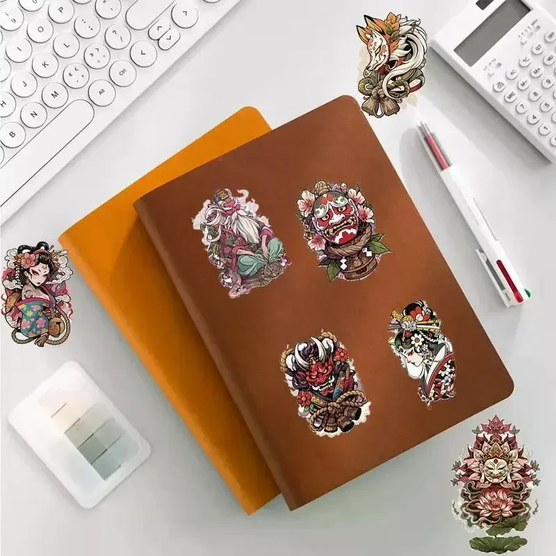 สติกเกอร์ลายสักญี่ปุ่นแบบใส 50 ชิ้น สติกเกอร์ลายสักสไตล์เรโทรสำหรับตกแต่งสมุดภาพ กระเป๋าเดินทาง โทรศัพท์ กีตาร์ ของเล่น DIY