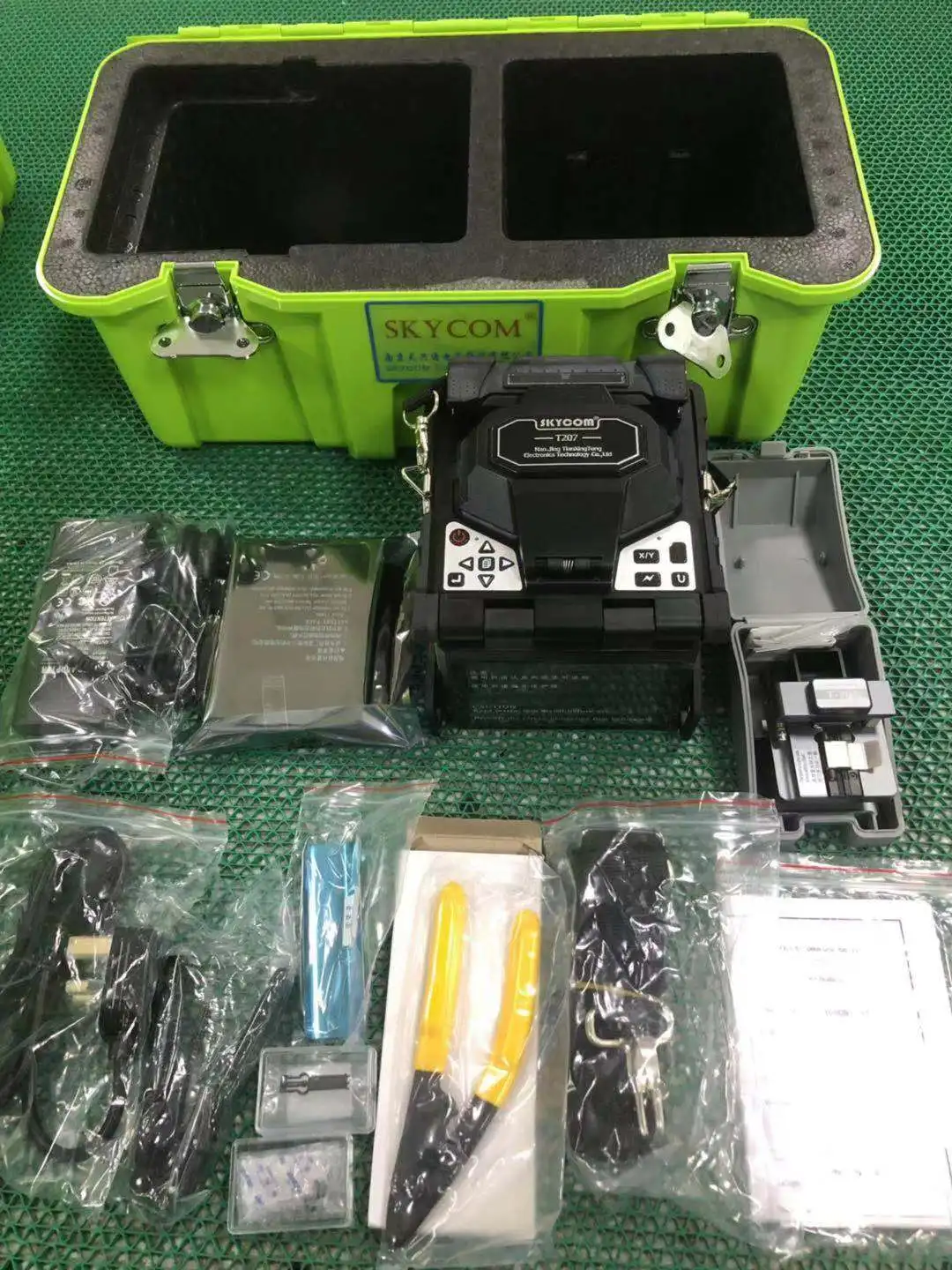 SKYCOM 207H optical fiber ARC fusion splicer / Welding machine