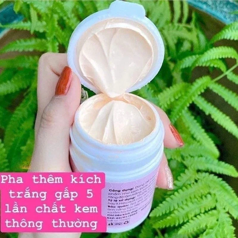 كريم الجسم سريع المفعول مع خلاصة الكولاجين 3X للترطيب النهائي