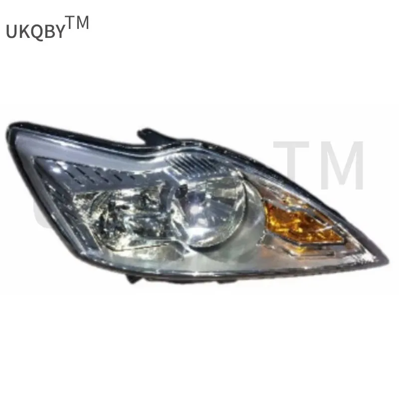 

Применимо к фарам Fo x 09 R белый 8M5113W029EC