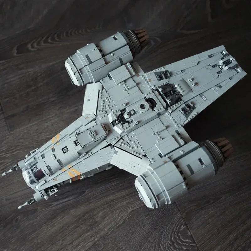 Bandai 2026 New 6187PCS Razor Crest Spaceship, Star Series Model, Home Decor Christmas Gift