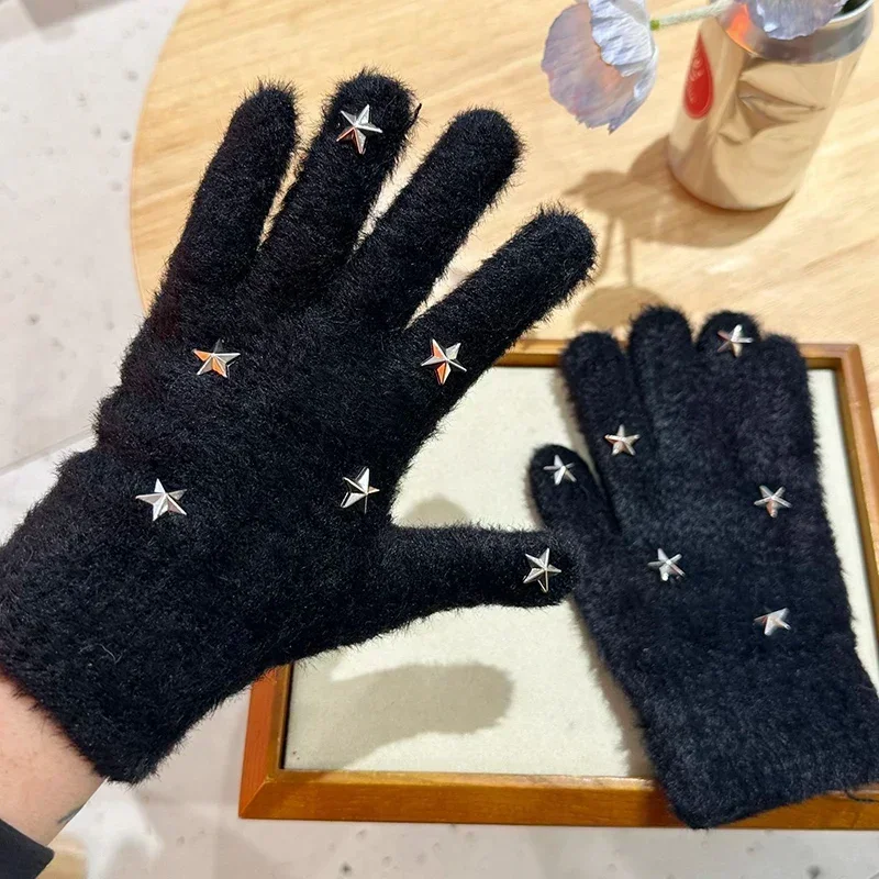 Korea Punk Star Studded Imitation Mink Fur Gloves Women Winter Fullfinger Gloves Lolita Warm Touch Screen Mittens Plush Gloves