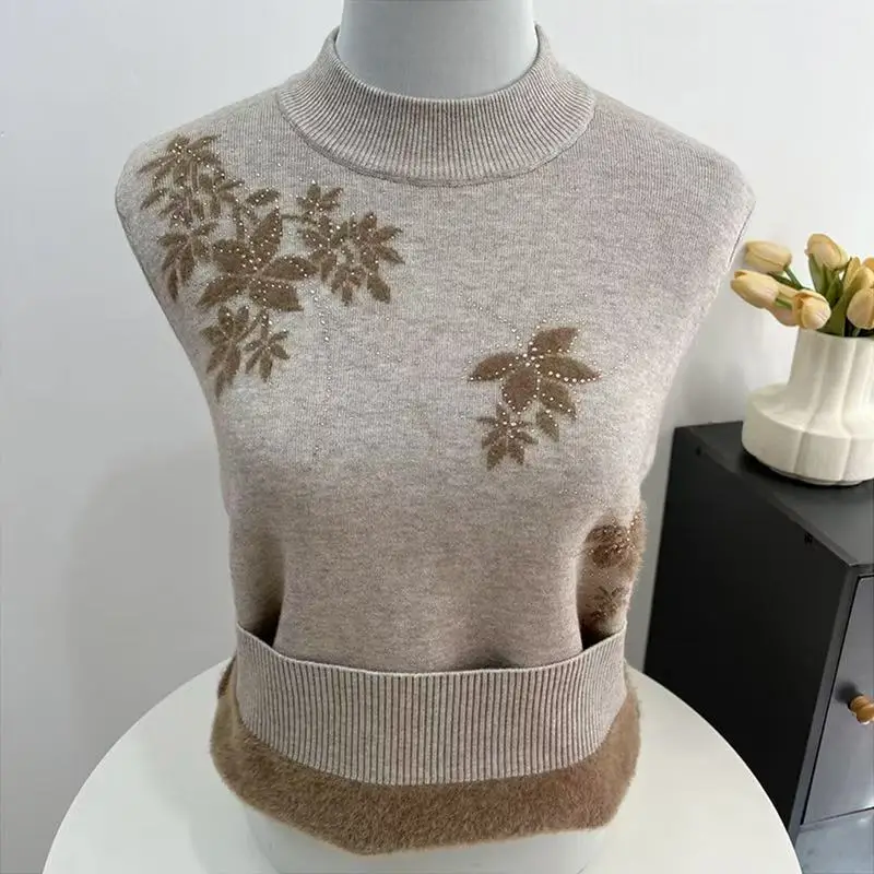 Loose Fit Plus Size Fleece Lined Knit Sweater for Mom Winter Warm Top Fashionable Color Block Elderly Women's Knittedwear M134