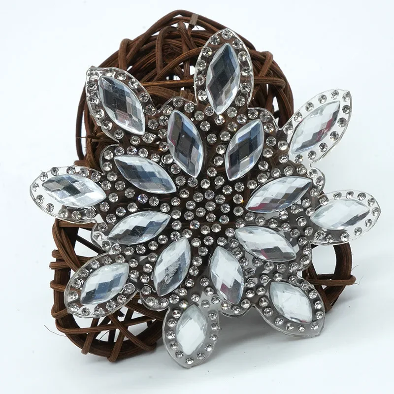 1pc Iron-on Rhinestone Snowflake Flower Patches for Clothing Thermoadhesive Patch Stripes Badge Clothes Sticker Appliques Decor