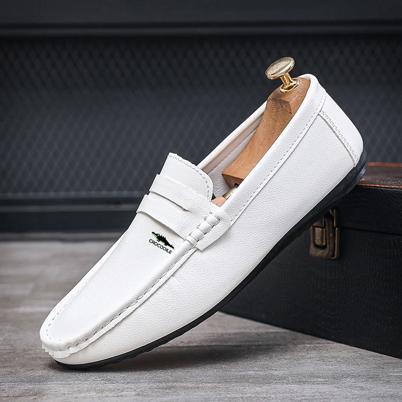 

White men's shoes slip-on comfortable classic loafers shoes for men crocodile shoes