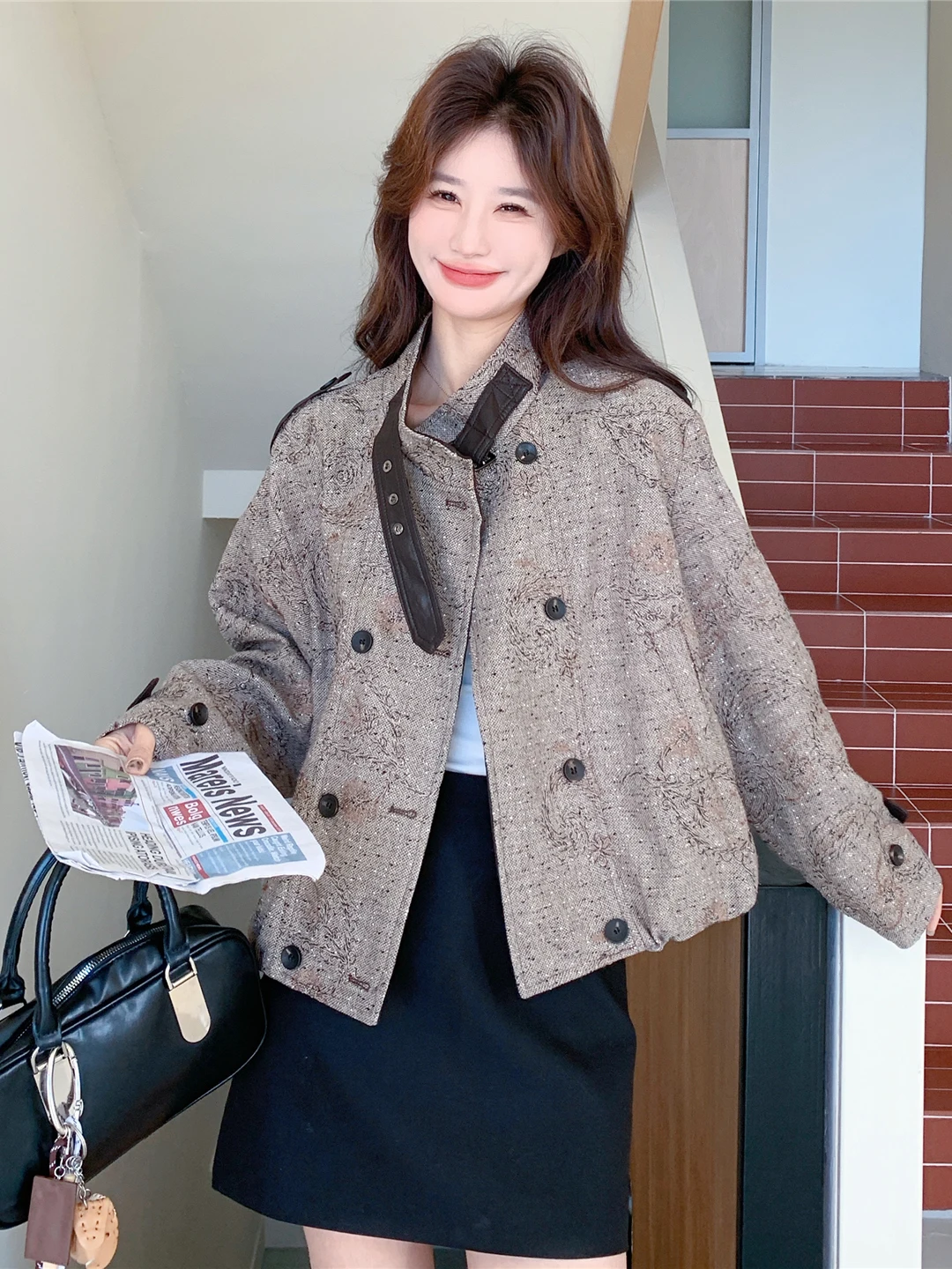 

Stylish Retro Embroidered Stand Collar Short Jacket Women's Spring Autumn New Style European Goods Double Button Jacket Top