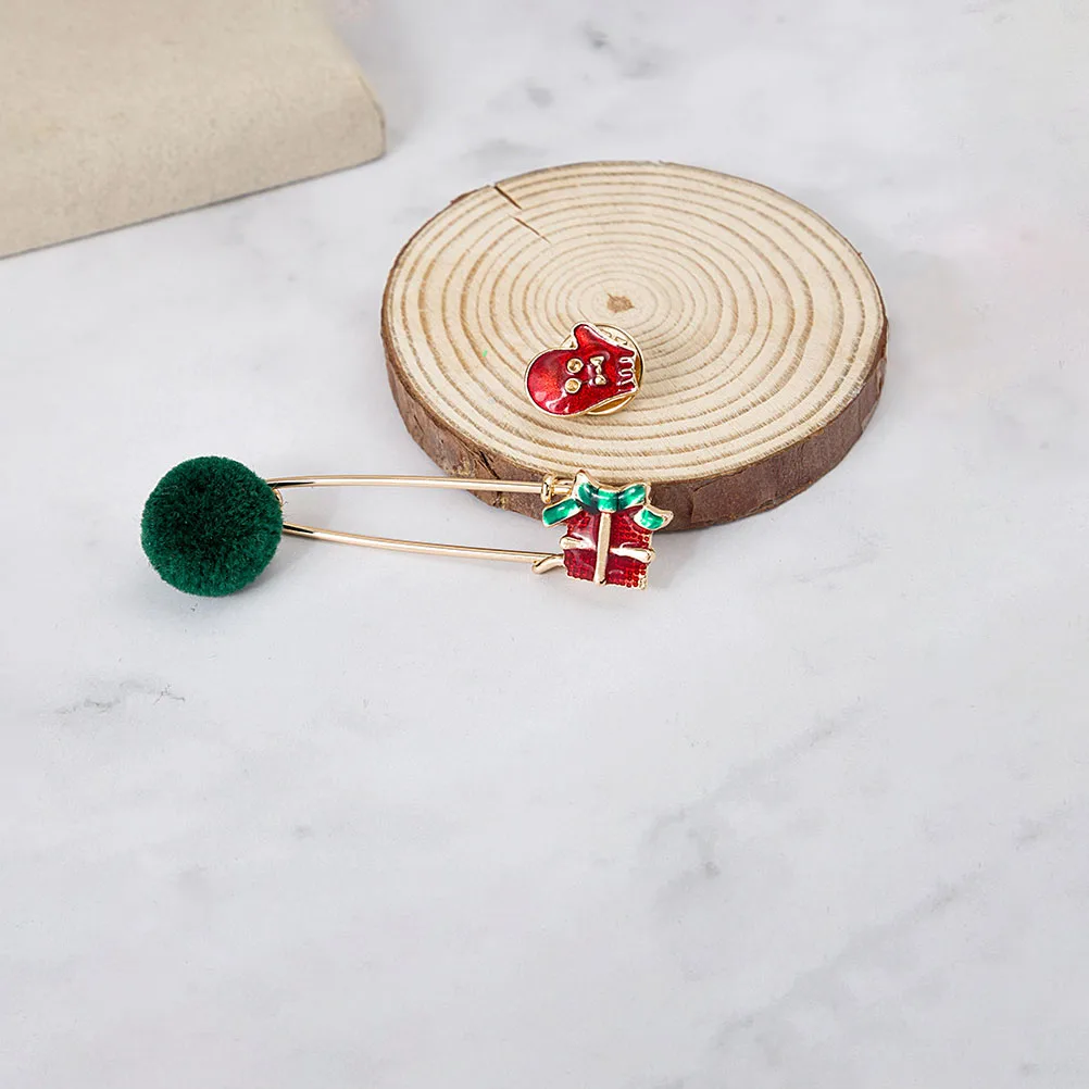 

10 set Christmas Themed Brooches Set Alloy Breastpin For Clothing Hat Scarf Decor Party Supplies Cartoon Brooch Gift