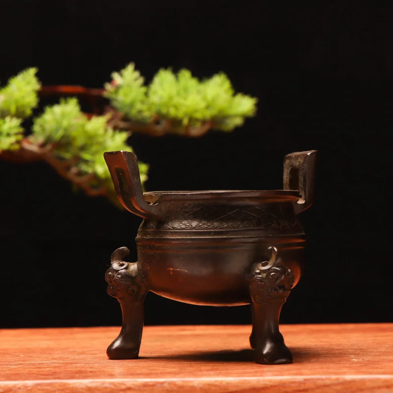 Antique Bronze Three-Legged with Double Ears, Retro Home Living Room Decorative Burner, Xuan De Incense B