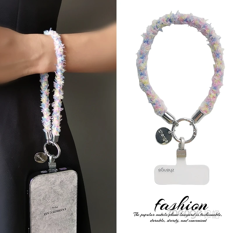 

Пушистый ремешок на запястье, короткий шнур для телефона с защитой от потери на открытом воздухе и 360° ° вращающийся зажим для головы для женщин