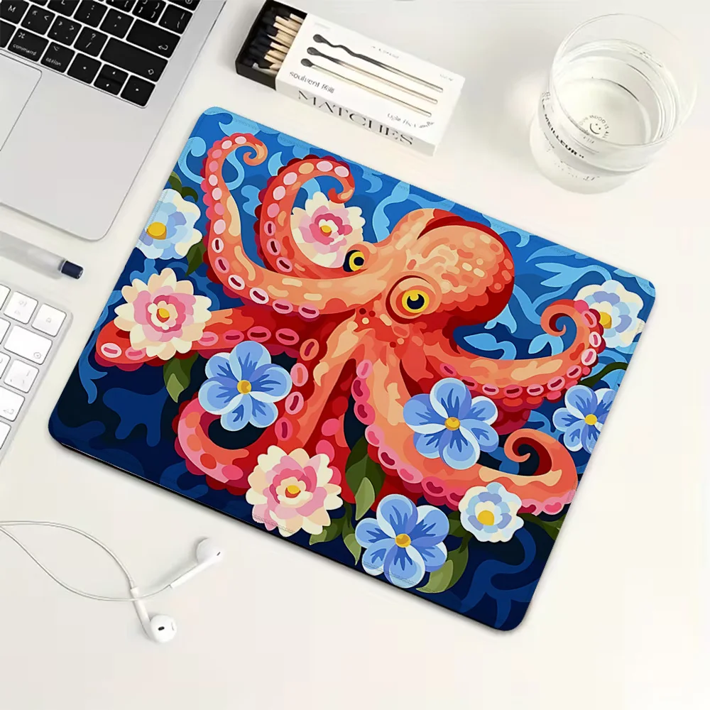 

Colorful Octopus Ocean Small Mouse Pad Rubber Gaming Mouse Pad Mechanical Keyboard Mat PC Gaming Accessories Computer Desk Pad