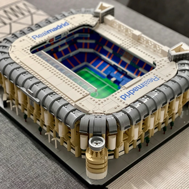 10299 5876pcs Ideas Famous Santiago Bernabeu Stadium Real Madrid Moc Bricks Modular Landmark Model Building Block Kids Toy Gifts