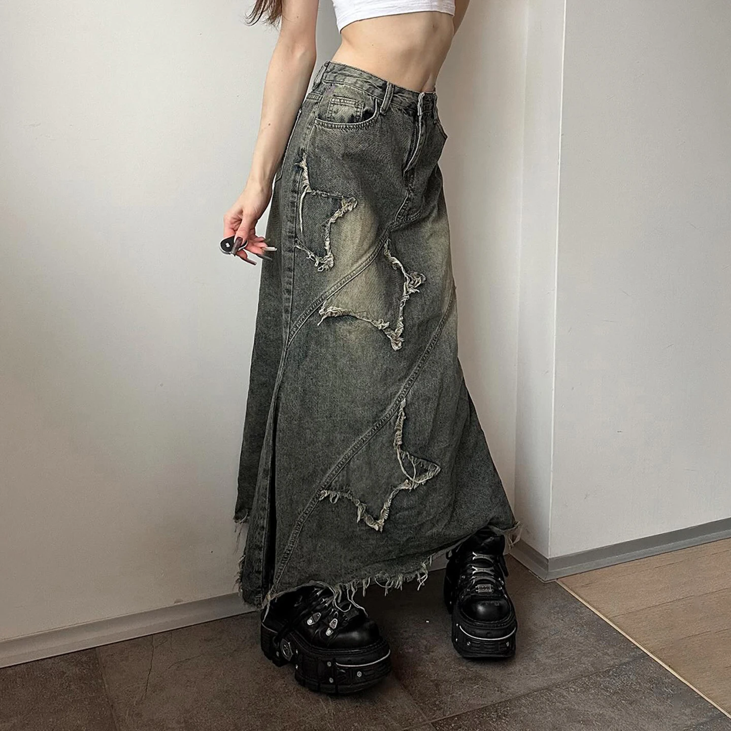 SUCHCUTE Y2k Patchwork Denim Langer Rock für Damen, Retro Slim Fit, zerrissener Mid-Waist-Meerjungfrauenrock, modischer unregelmäßiger Rock mit Quasten – Detail 16