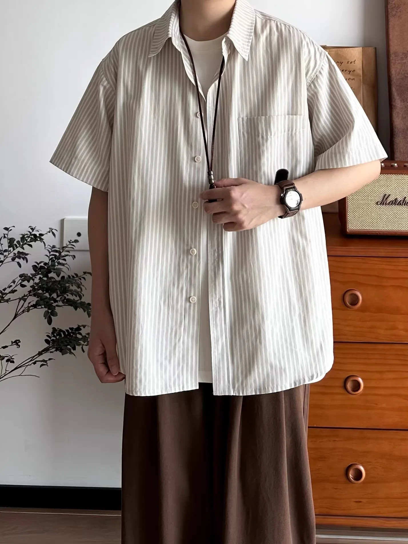 Loose Fit Men's Short Sleeve Shirt Vintage Vertical Stripes Casual Versatile Turn-down Collar Shirt Jacket for Youth Summer