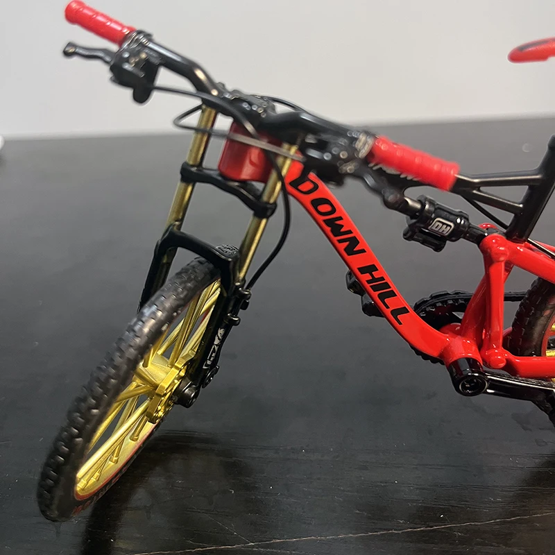 Mini Finger Mountain Alloy bicicleta para meninos, modelo vermelho diecast, Metal Bike Racing Toy, simulação de Bend Road, brinquedos de coleção 14Y, 1:10