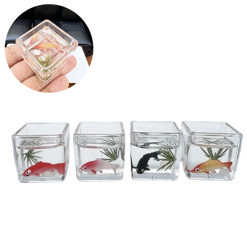 1Pc 1:12 Poppenhuis Miniatuur Simulatie Aquarium Vierkant Aquarium Met Goudvis Home Decor Speelgoed Pop Huis Accessoires